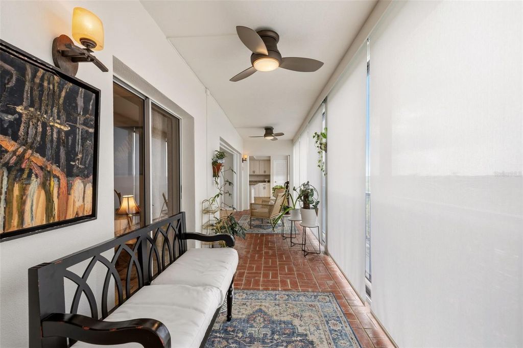 Image 19 of property listing at 2403 S ARDSON PLACE 702B, Tampa, FL 33629