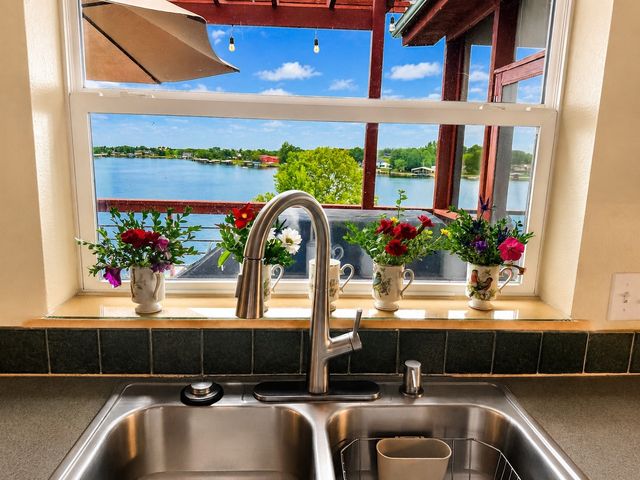 3150 Indian Point Drive, Ellston, IA 50074
