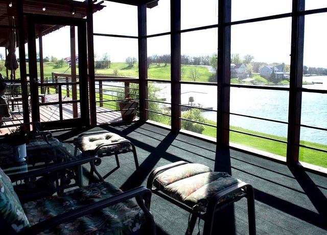 3150 Indian Point Drive, Ellston, IA 50074