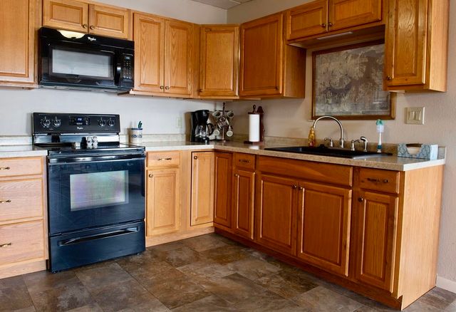 3150 Indian Point Drive, Ellston, IA 50074
