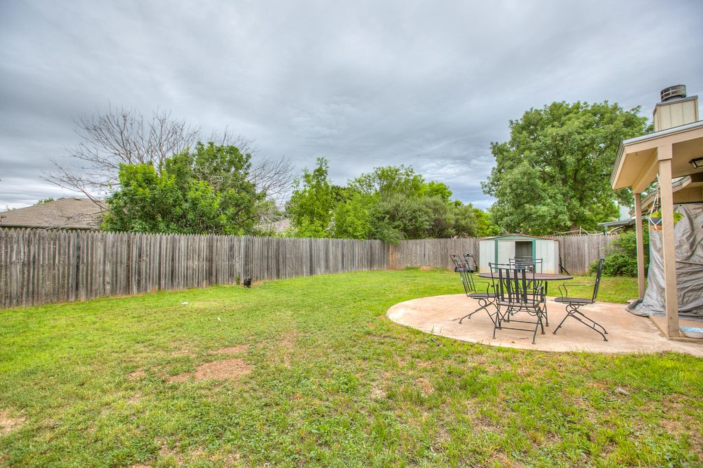 Image 25 of property listing at 1228 June Lane, San Angelo, TX 76905