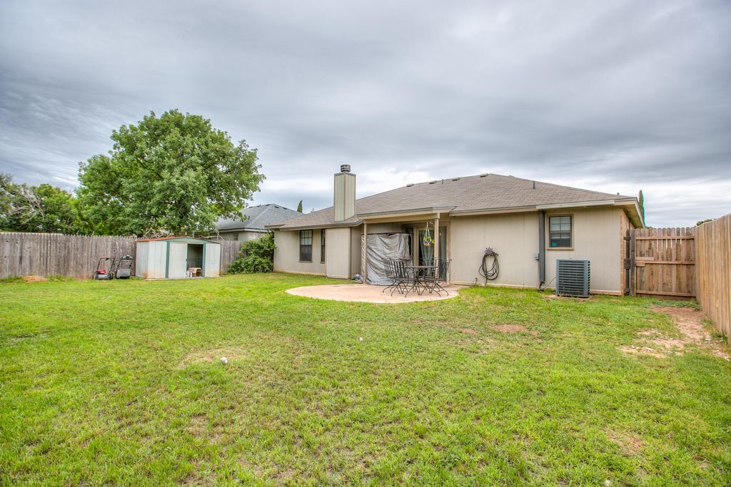 Image 26 of property listing at 1228 June Lane, San Angelo, TX 76905