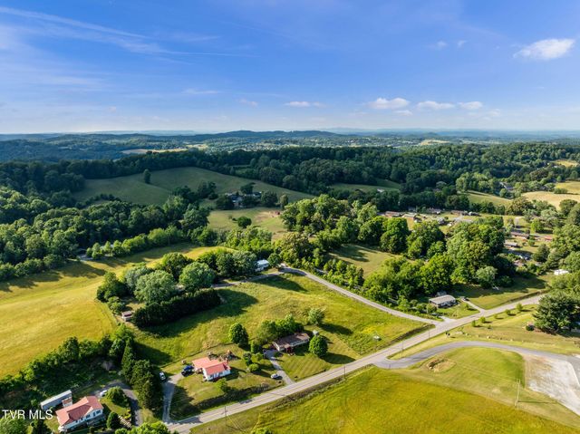 1025 Old Boones Creek Road, Jonesborough, TN 37659