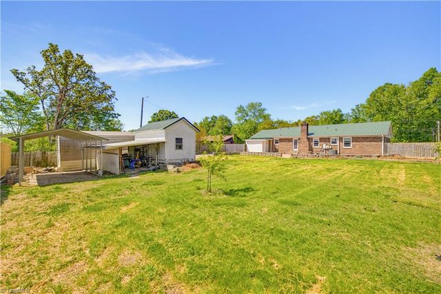 205 Cedarwood Trail, High Point, NC 27265