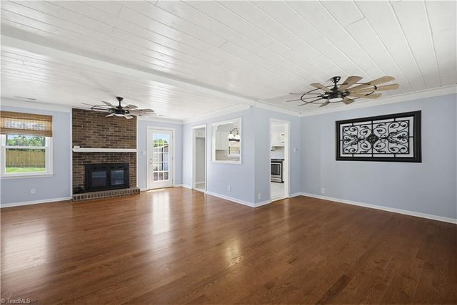 205 Cedarwood Trail, High Point, NC 27265