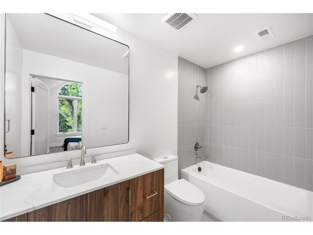 43 Albion St, Denver, CO 80220