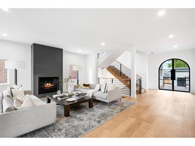 43 Albion St, Denver, CO 80220