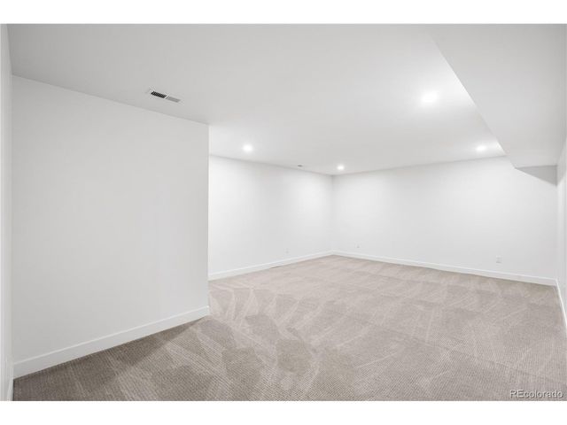 43 Albion St, Denver, CO 80220