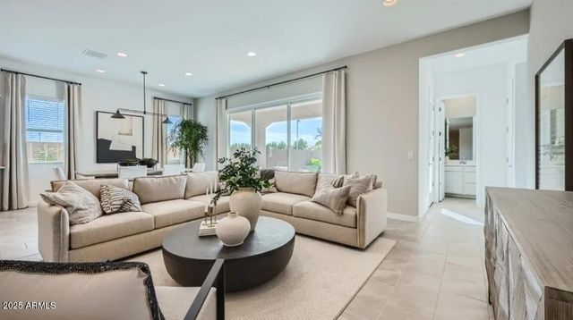 16941 W SMOKETREE Drive, Surprise, AZ 85387