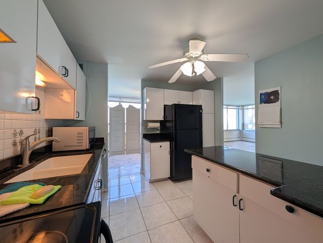 6171 N Sheridan Road 1412, Chicago, IL 60660