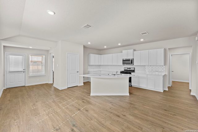 632 Sumpter Banks, Cibolo, TX 78108