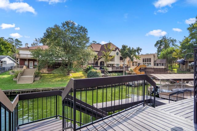 3802 Windswept Drive, Montgomery, TX 77356