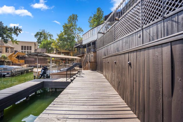 3802 Windswept Drive, Montgomery, TX 77356