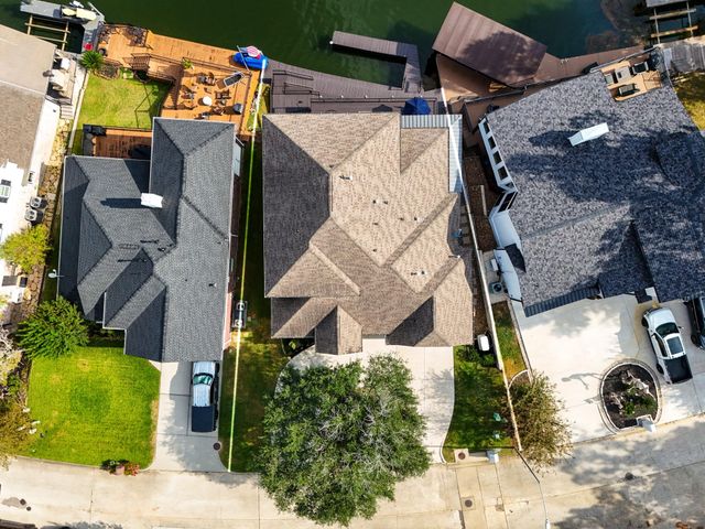 3802 Windswept Drive, Montgomery, TX 77356