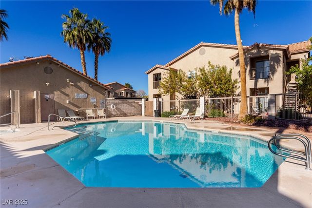 2110 Los Feliz Street 2015, Las Vegas, NV 89156