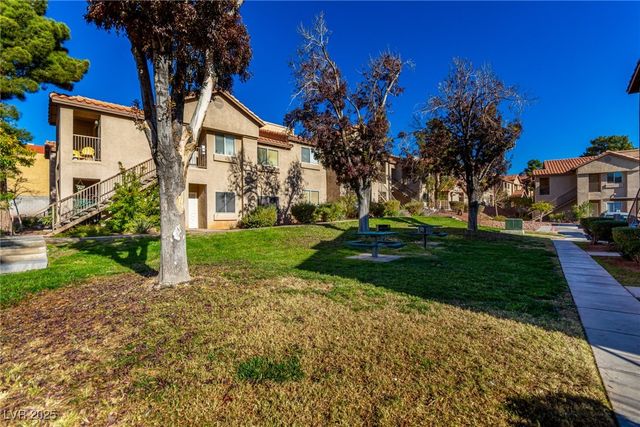 2110 Los Feliz Street 2015, Las Vegas, NV 89156