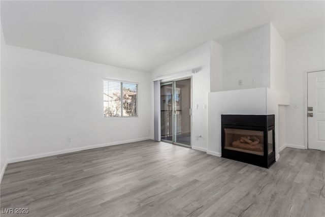 2110 Los Feliz Street 2015, Las Vegas, NV 89156