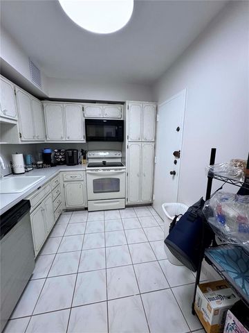 1950 S Ocean Dr 11D, Hallandale Beach, FL 33009