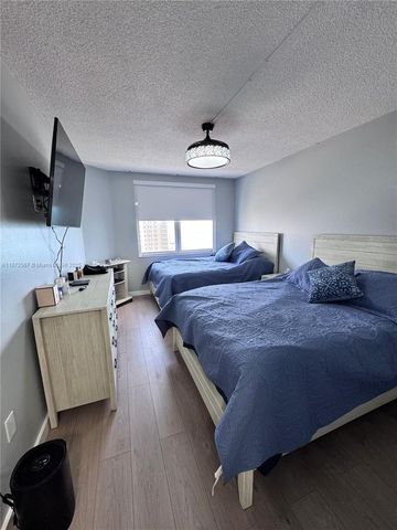 1950 S Ocean Dr 11D, Hallandale Beach, FL 33009