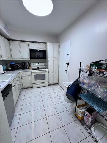 1950 S Ocean Dr 11D, Hallandale Beach, FL 33009