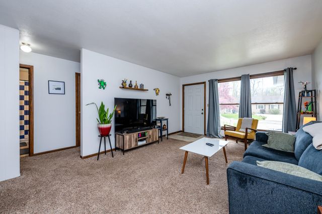 9896 Baldwin Road, Bridgman, MI 49106