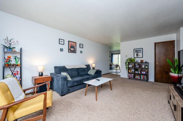 9896 Baldwin Road, Bridgman, MI 49106