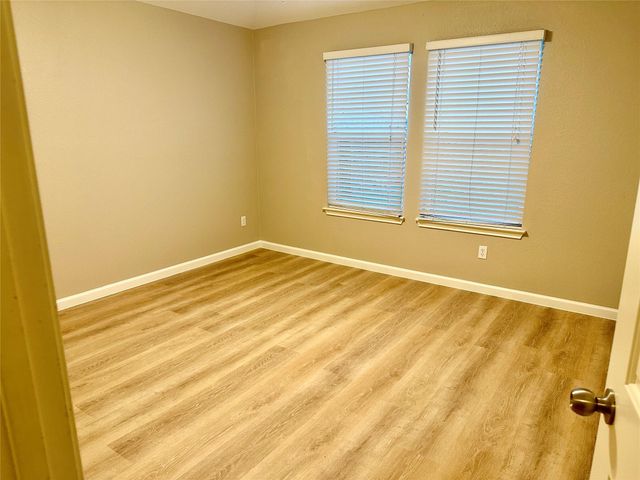 207 Dragon Ridge RD, Buda, TX 78610