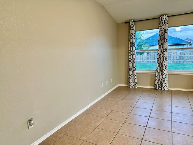 207 Dragon Ridge RD, Buda, TX 78610