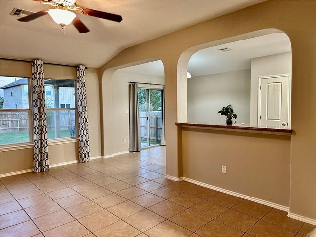 207 Dragon Ridge RD, Buda, TX 78610
