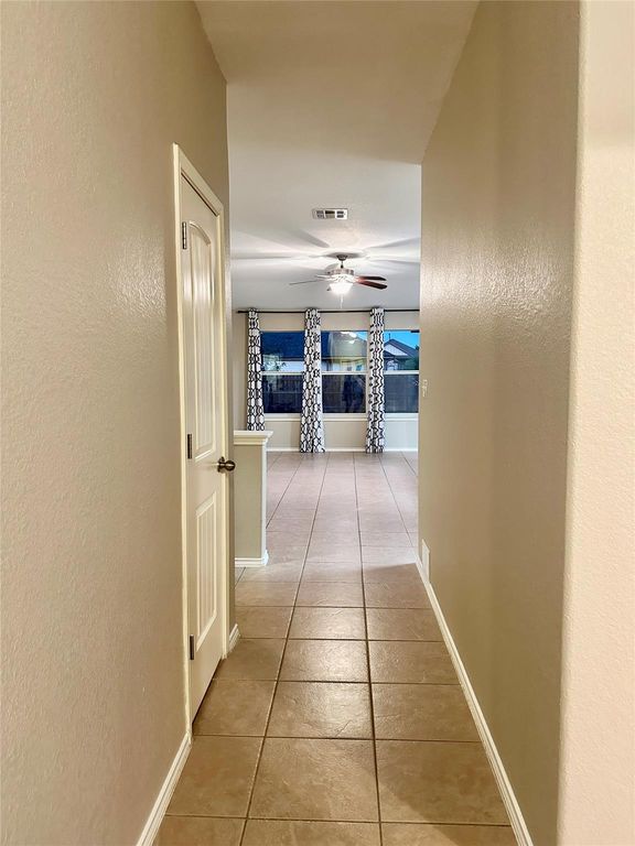 207 Dragon Ridge RD, Buda, TX 78610