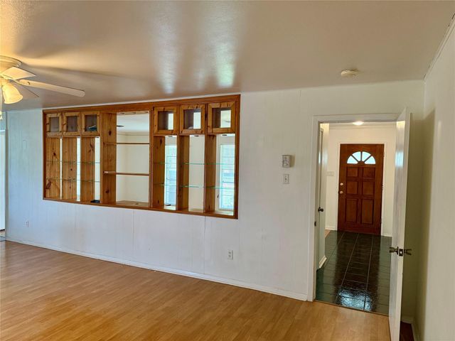 5933 Imogene Street, Houston, TX 77074