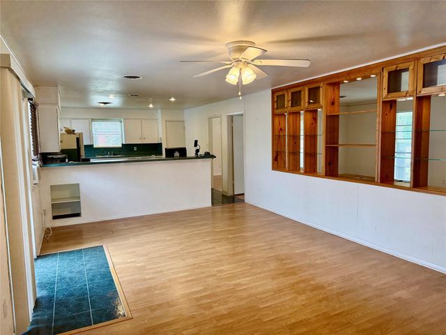 5933 Imogene Street, Houston, TX 77074