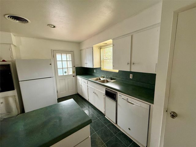 5933 Imogene Street, Houston, TX 77074