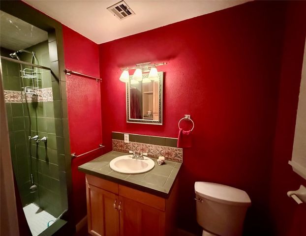 5933 Imogene Street, Houston, TX 77074