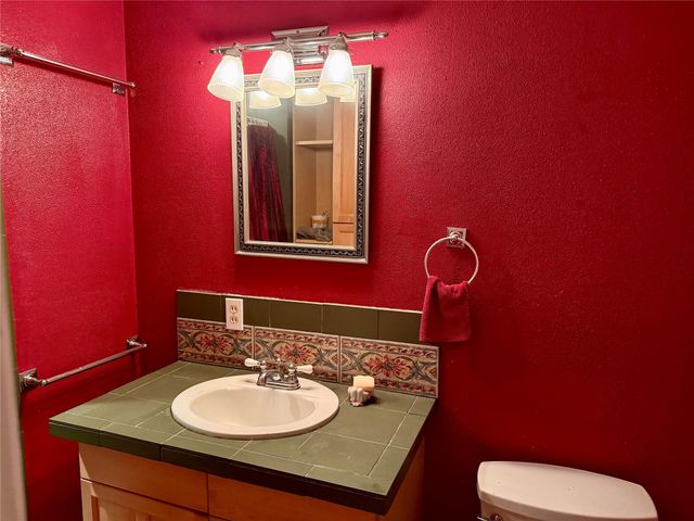 5933 Imogene Street, Houston, TX 77074