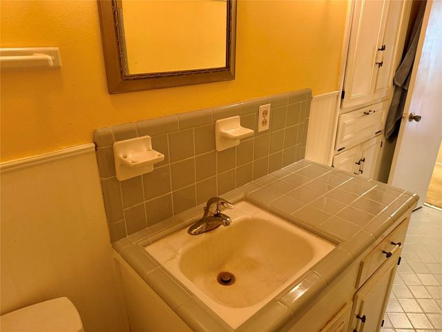 5933 Imogene Street, Houston, TX 77074