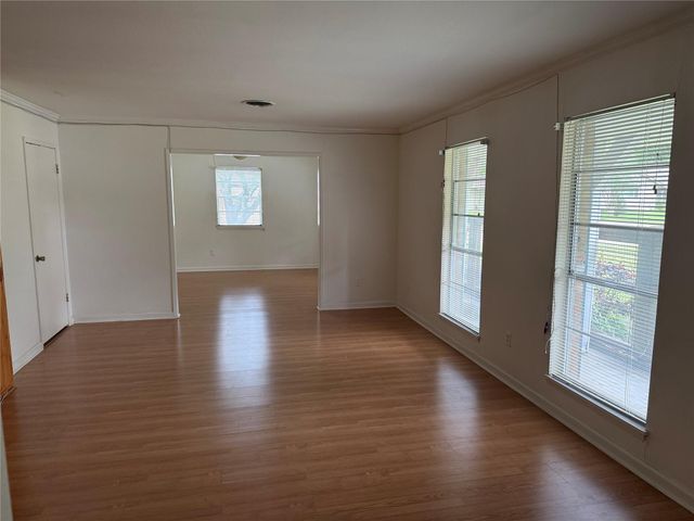 5933 Imogene Street, Houston, TX 77074