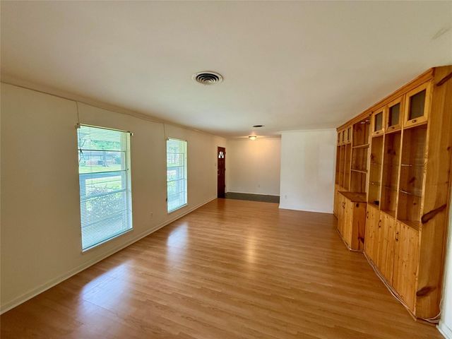 5933 Imogene Street, Houston, TX 77074