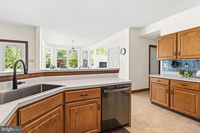 256 MALLARD DR E, North Wales, PA 19454