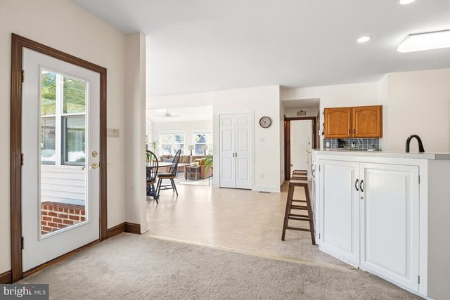 256 MALLARD DR E, North Wales, PA 19454