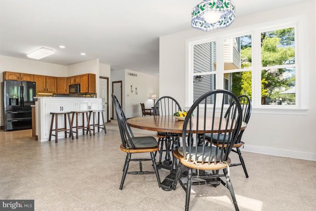 256 MALLARD DR E, North Wales, PA 19454
