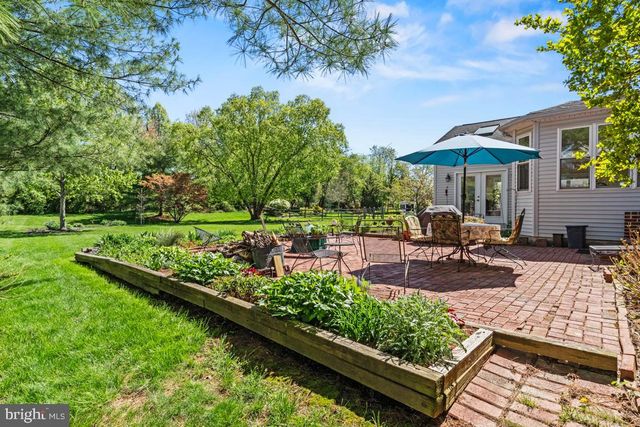 256 MALLARD DR E, North Wales, PA 19454