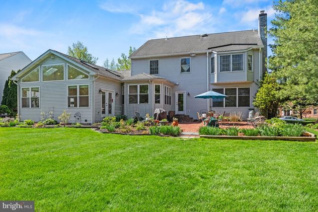 256 MALLARD DR E, North Wales, PA 19454