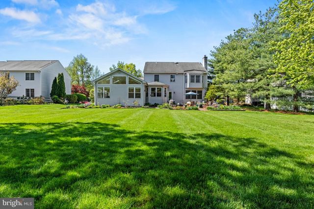 256 MALLARD DR E, North Wales, PA 19454