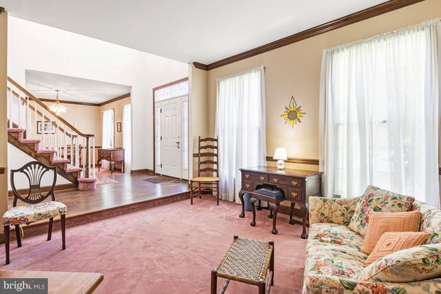 256 MALLARD DR E, North Wales, PA 19454