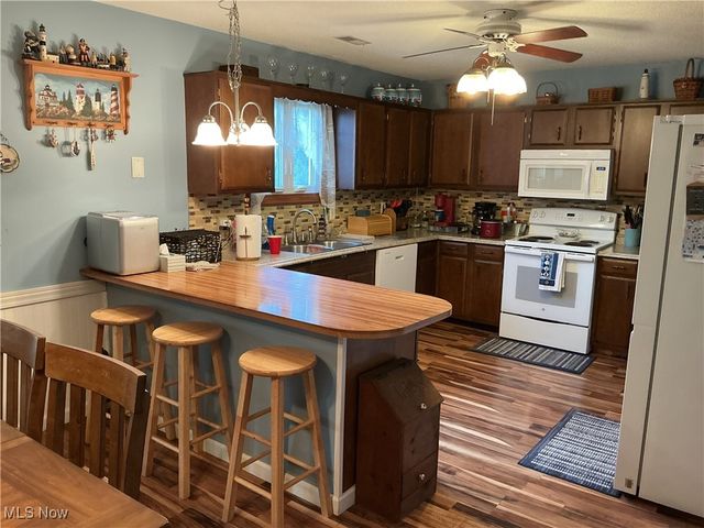 980 Locust Lake Circle, Zanesville, OH 43701