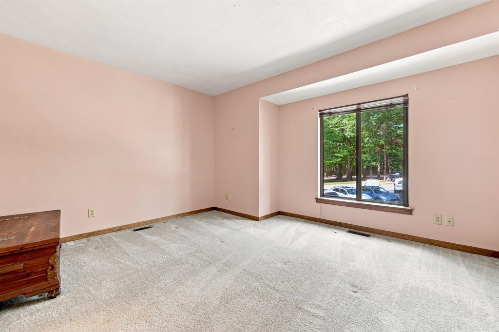 Image 21 of property listing at 23 Dunvegan Woods Drive, Hampton, NH 03842