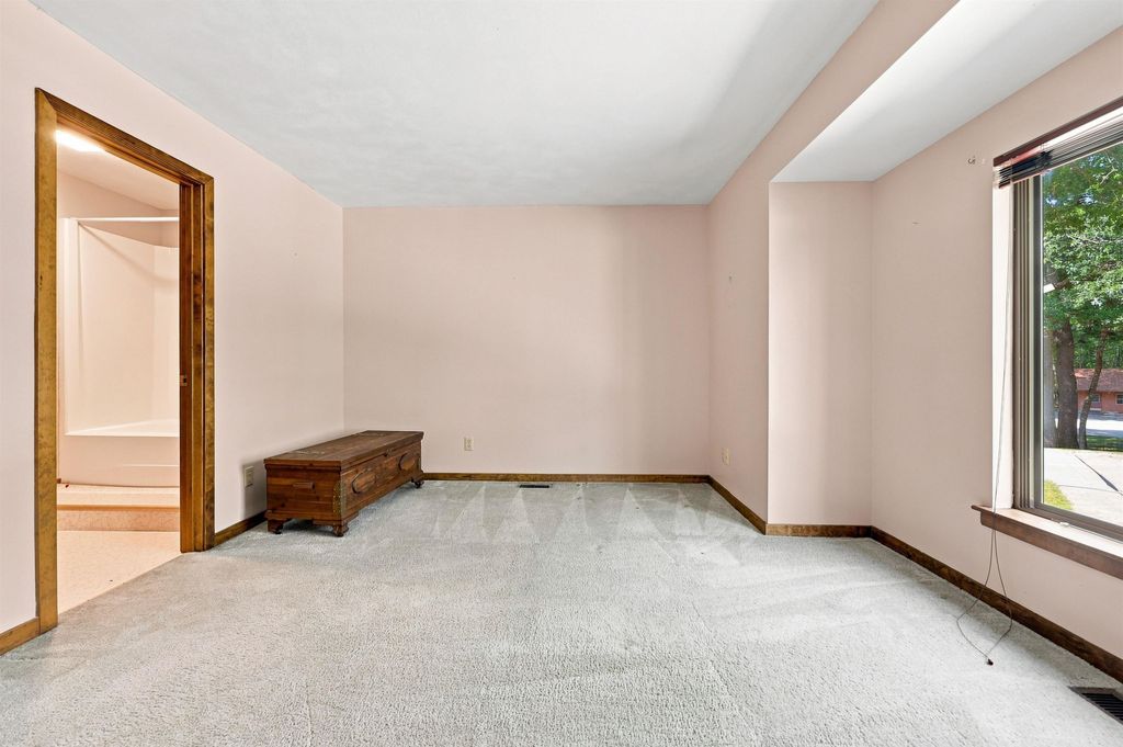 Image 27 of property listing at 23 Dunvegan Woods Drive, Hampton, NH 03842