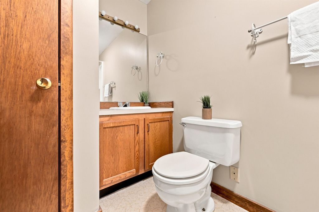 Image 29 of property listing at 23 Dunvegan Woods Drive, Hampton, NH 03842