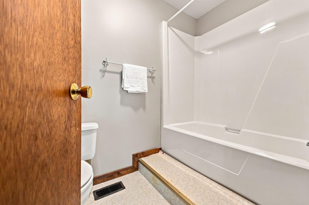 Image 30 of property listing at 23 Dunvegan Woods Drive, Hampton, NH 03842